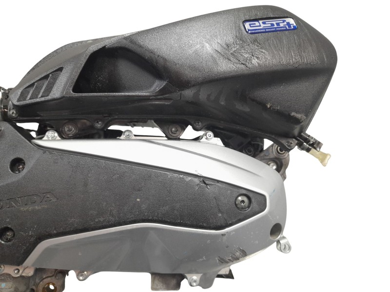 Recambio de motor completo para honda pcx 125 referencia OEM IAM JK05E  