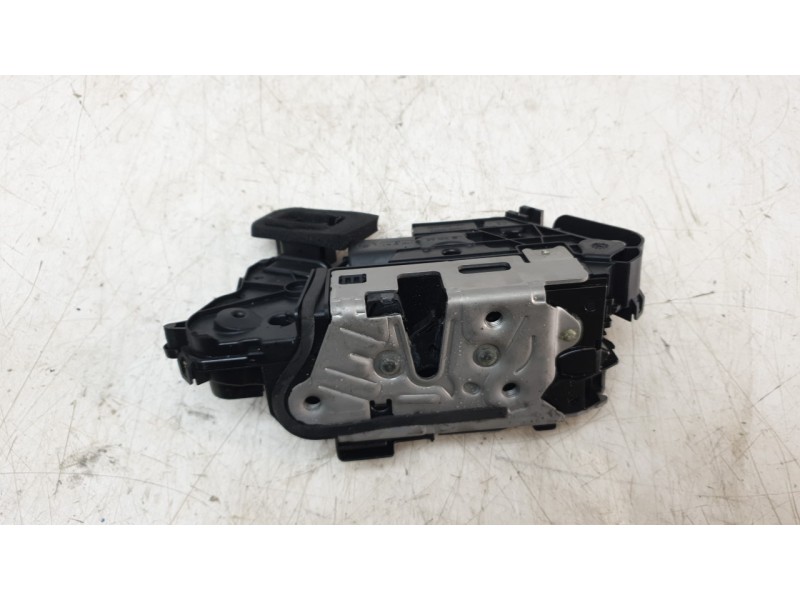 Recambio de cerradura puerta delantera izquierda para audi a3 limousine (8ys, 8ym) 30 tdi referencia OEM IAM 5TB837015E  