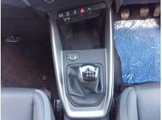 Recambio de pomo palanca cambio para audi a1 sportback (gba) 30 tfsi referencia OEM IAM 82A863278C   2