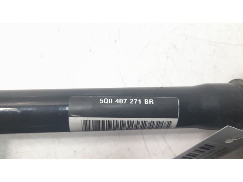 Recambio de transmision delantera izquierda para audi a3 limousine (8ys, 8ym) 30 tdi referencia OEM IAM 5Q0407271BR  1310 , 213V