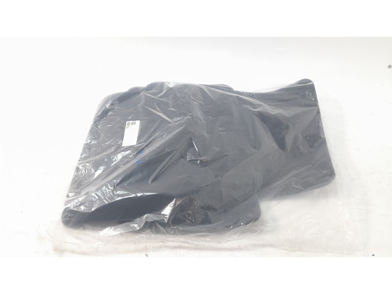 Recambio de juego alfombrillas para audi a1 sportback (gba) 30 tfsi referencia OEM IAM 82C863011  