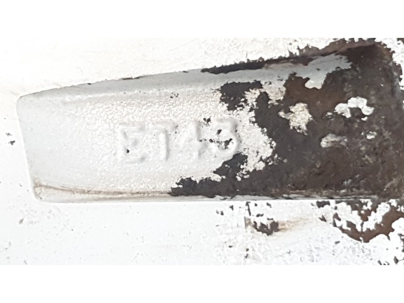 Recambio de llanta para ssangyong xlv suv e-xgi 160 referencia OEM IAM 4173035100  