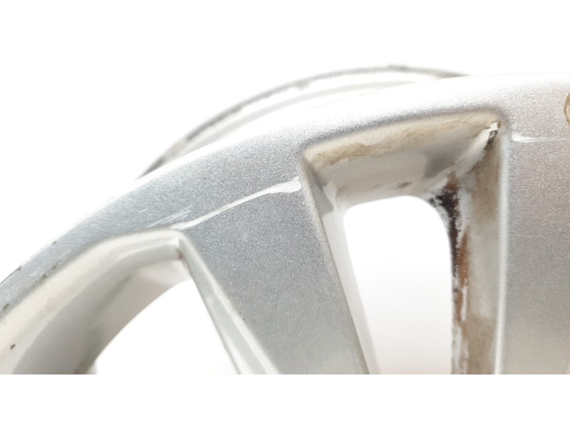 Recambio de llanta para ssangyong xlv suv e-xgi 160 referencia OEM IAM 4173035100  