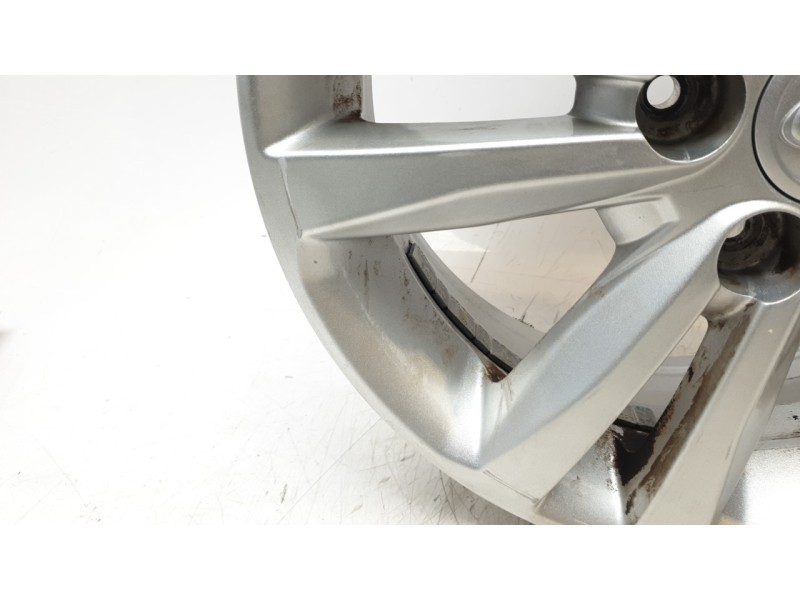 Recambio de llanta para ssangyong xlv suv e-xgi 160 referencia OEM IAM 4173035100  