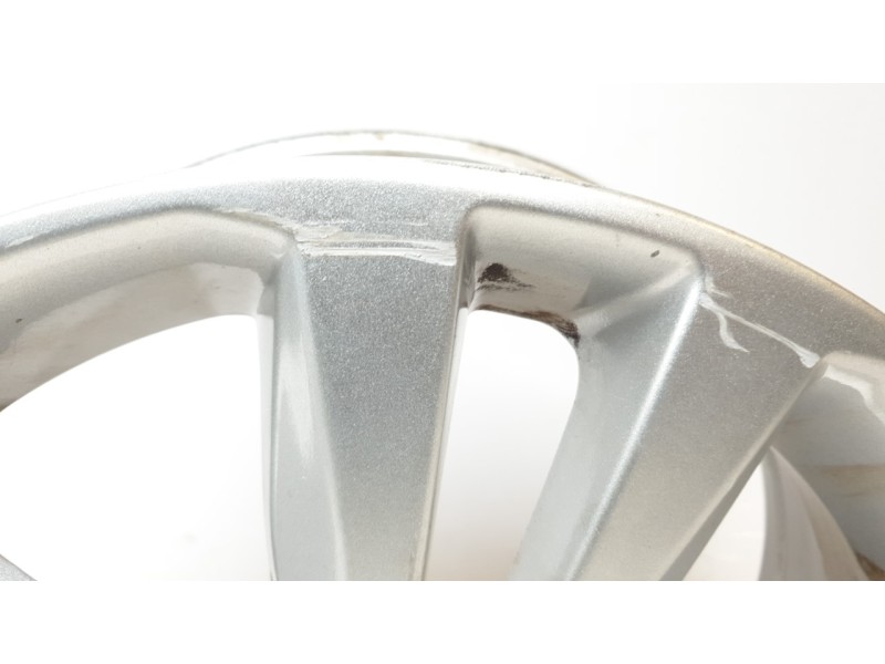 Recambio de llanta para ssangyong xlv suv e-xgi 160 referencia OEM IAM 4173035100  