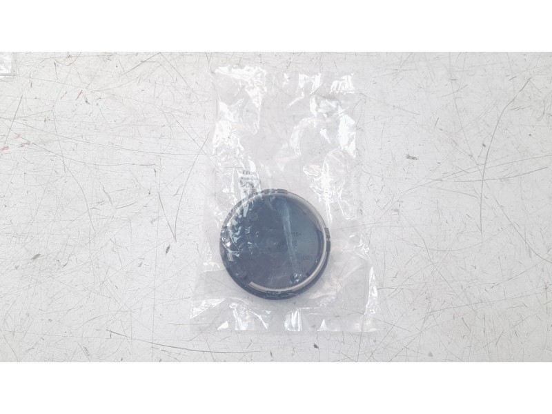 Recambio de tapacubos para audi a1 sportback (gba) 30 tfsi referencia OEM IAM 81A601170  