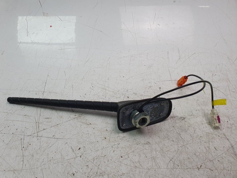 Recambio de antena para opel combo e tour / life (k9) 1.5 referencia OEM IAM 9808547780  