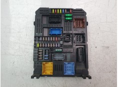 CAJA RELES / FUSIBLES 9830790580 