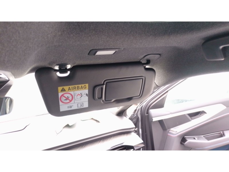 Recambio de parasol derecho para renault rafale rafale referencia OEM IAM   