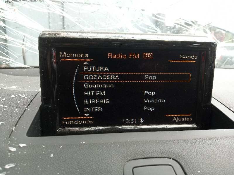 Recambio de pantalla multifuncion para audi a1 sportback (8xf) attracted referencia OEM IAM 8X0857273B  