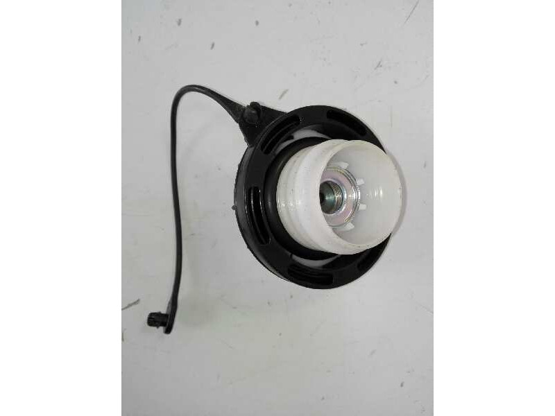 Recambio de tapon combustible para kia cee´d drive referencia OEM IAM 310103A901  