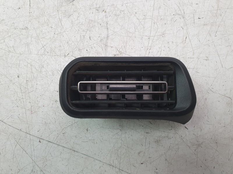 Recambio de aireador izquierdo para opel combo e tour / life (k9) 1.5 referencia OEM IAM MOU022342  