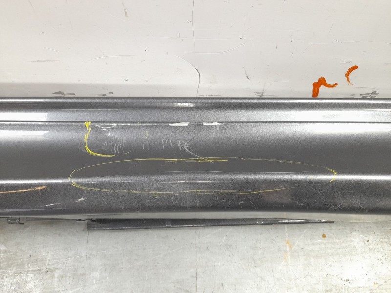 Recambio de estribos laterales para toyota yaris (_p21_, _pa1_, _ph1_) 1.5 (mxpa11) referencia OEM IAM 758510D100  