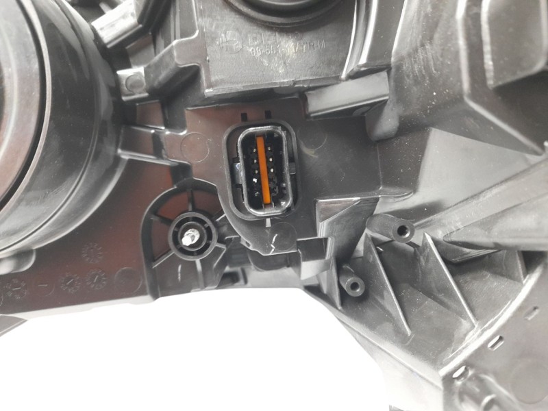 Recambio de faro derecho para renault trafic combi referencia OEM IAM 260108724R 10118020001 10118020001 , 11806312 , 5620052