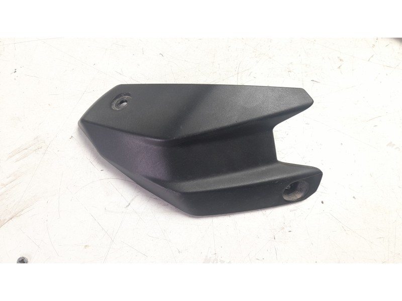 Recambio de moldura para bmw f (801cc - ) f 900 r (4r90) referencia OEM IAM 18518358801  