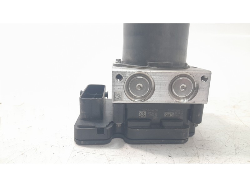 Recambio de abs para seat ibiza v (kj1, kjg) 1.0 tsi referencia OEM IAM 2Q0614517  