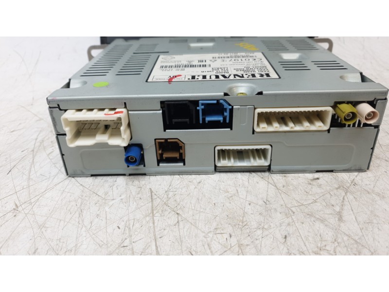 Recambio de pantalla multifuncion para renault megane iv hatchback (b9a/m/n_) 1.5 dci 110 (b9a3) referencia OEM IAM 281151981R  