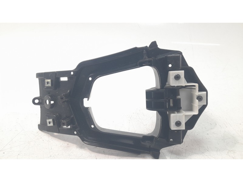 Recambio de tapa exterior combustible para honda pcx 125 referencia OEM IAM 64410K1ZJ10ZA  