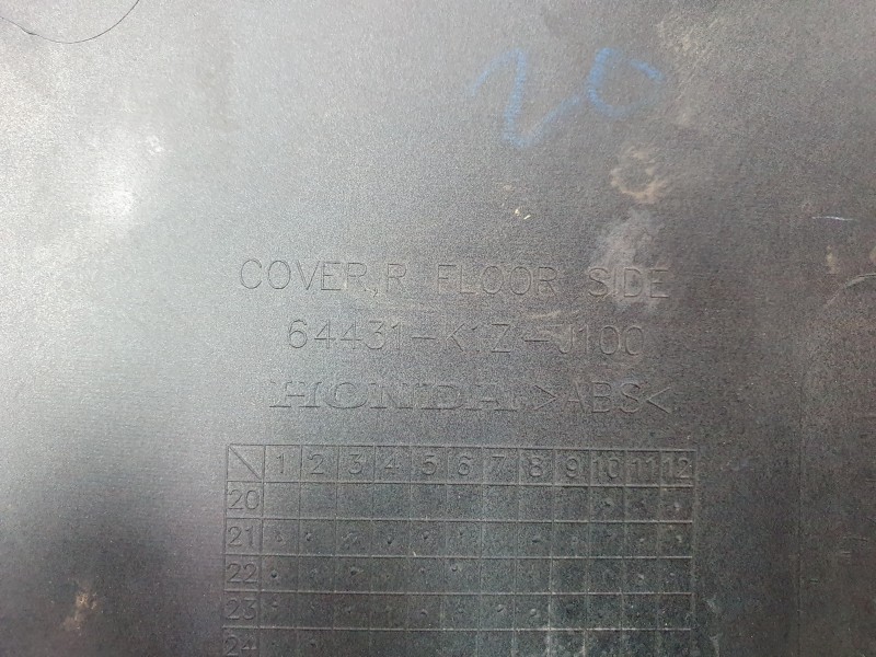 Recambio de quilla derecha para honda pcx 125 referencia OEM IAM 64431K1ZJ10YH  