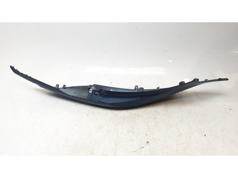 Recambio de moldura para honda pcx 125 referencia OEM IAM 83550K1YJ50ZB  