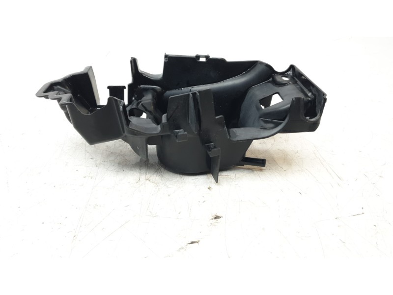Recambio de moldura para honda pcx 125 referencia OEM IAM 17525K1ZJ10  