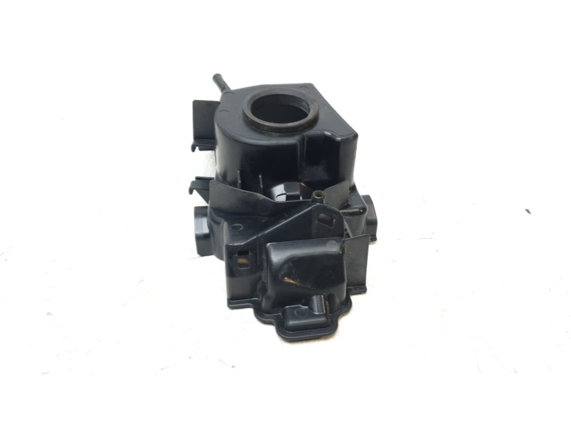 Recambio de moldura para honda pcx 125 referencia OEM IAM 17525K1ZJ10  