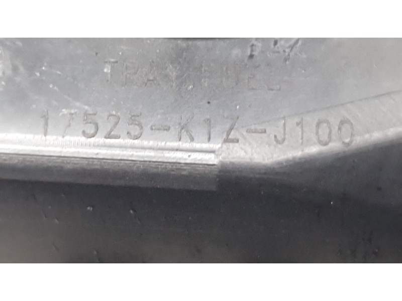 Recambio de moldura para honda pcx 125 referencia OEM IAM 17525K1ZJ10  