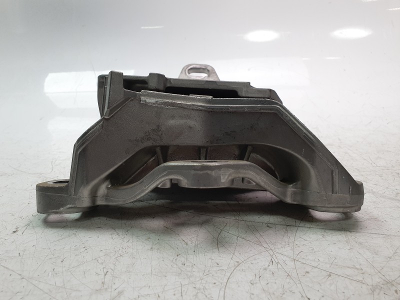 Recambio de soporte motor izquierdo para mazda 3 berlina (bp) evolution referencia OEM IAM BDNF39040B  