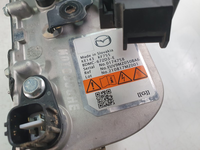 Recambio de inversor para mazda 3 berlina (bp) evolution referencia OEM IAM BDMC67ZD3E  