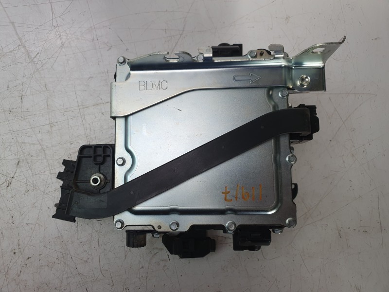 Recambio de inversor para mazda 3 berlina (bp) evolution referencia OEM IAM BDMC67ZD3E  