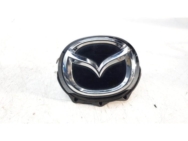 Recambio de maneta exterior maletero / porton para mazda 3 berlina (bp) evolution referencia OEM IAM BDMT50854  