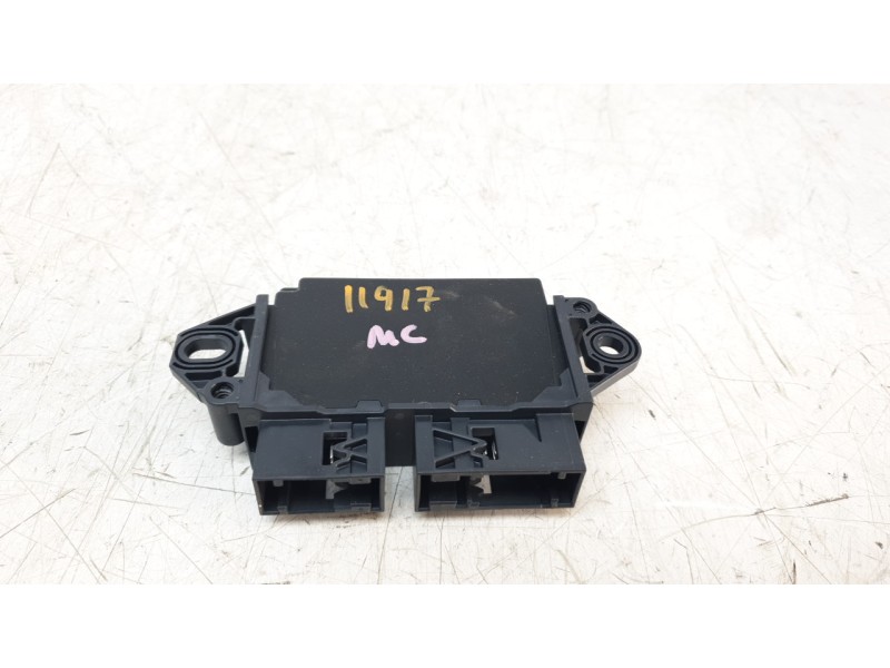 Recambio de caja reles / fusibles para mazda 3 berlina (bp) evolution referencia OEM IAM K3074  
