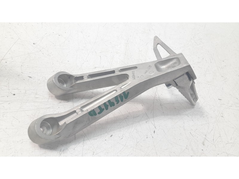 Recambio de estribera derecha para honda cbr 650r cbr 650r referencia OEM IAM 50750MKND50  
