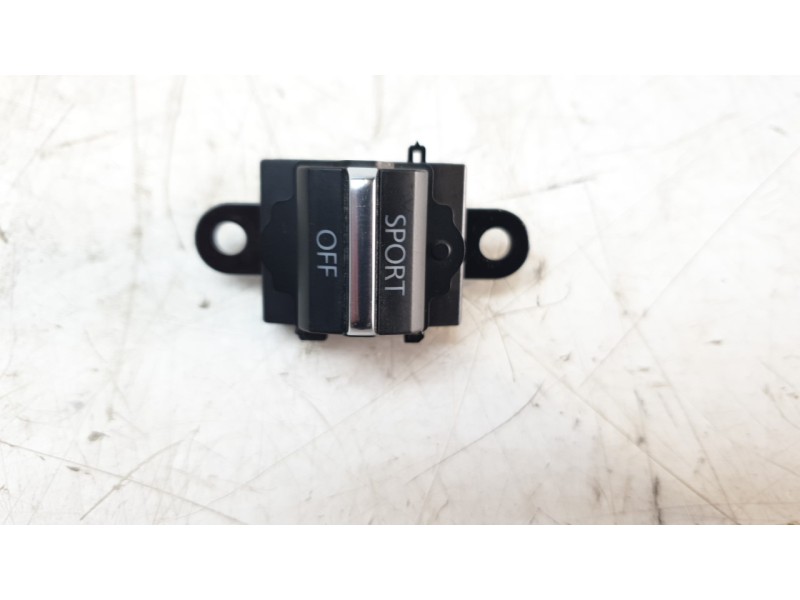 Recambio de interruptor para mazda 3 berlina (bp) evolution referencia OEM IAM BDGF66YK0  