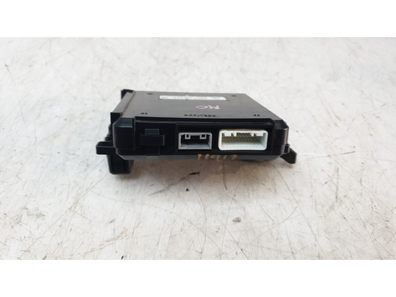 Recambio de modulo electronico para mazda 3 berlina (bp) evolution referencia OEM IAM D41S675Z0  