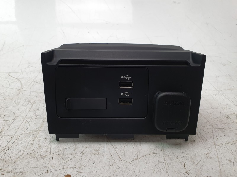 Recambio de modulo electronico para mazda 3 berlina (bp) evolution referencia OEM IAM DN4E669U0  