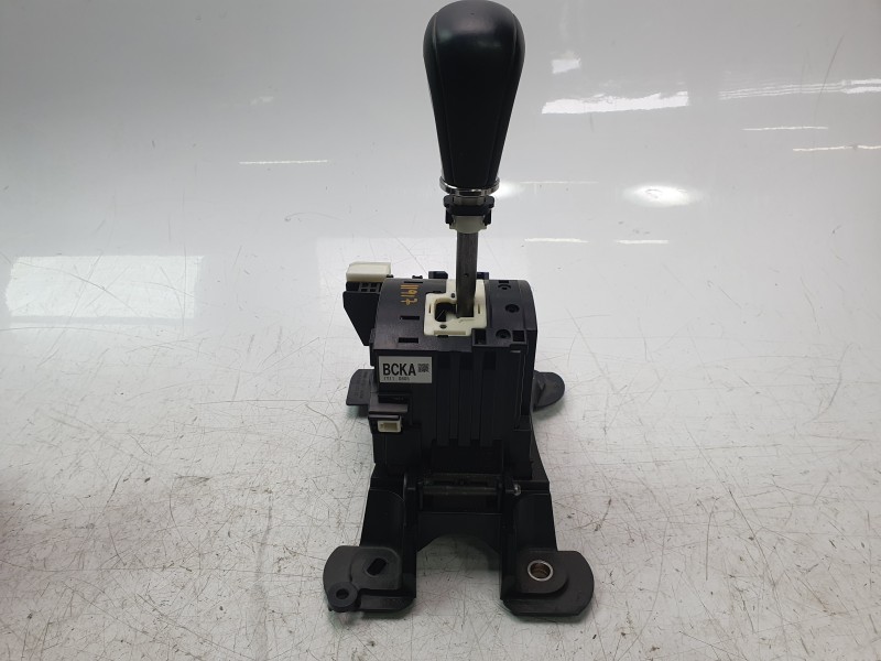 Recambio de palanca cambio para mazda 3 berlina (bp) evolution referencia OEM IAM BCKA1Y110805  