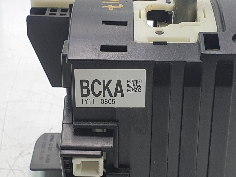 Recambio de palanca cambio para mazda 3 berlina (bp) evolution referencia OEM IAM BCKA1Y110805  