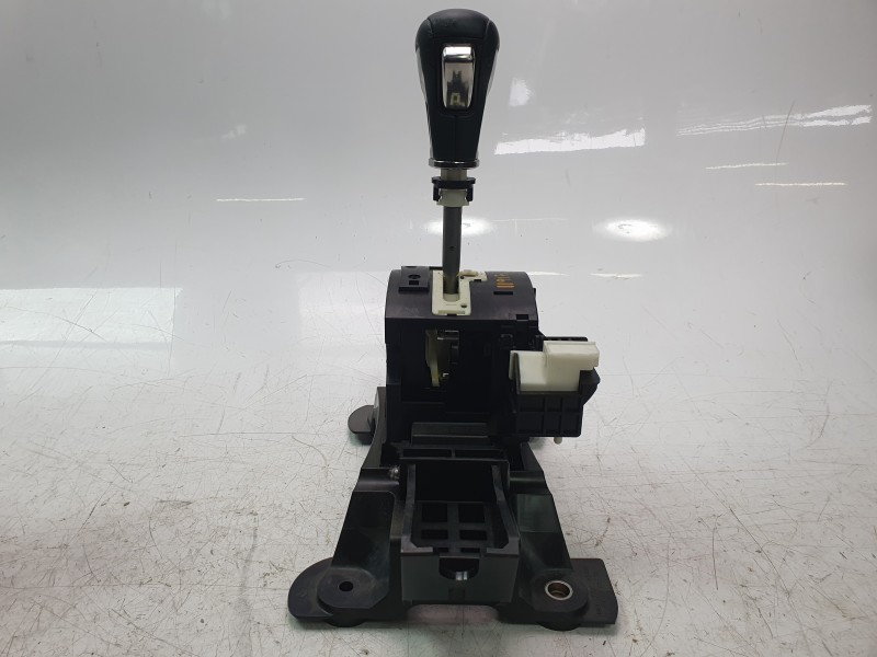 Recambio de palanca cambio para mazda 3 berlina (bp) evolution referencia OEM IAM BCKA1Y110805  