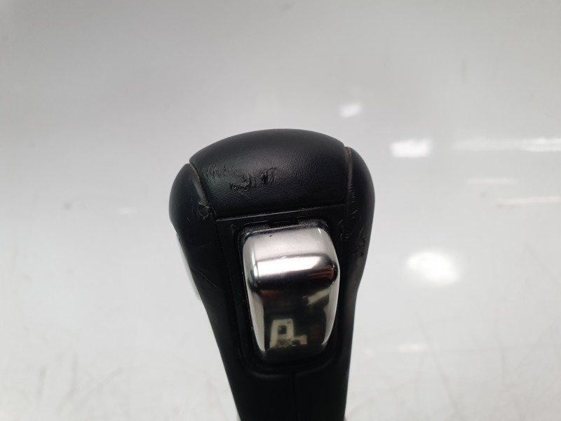 Recambio de palanca cambio para mazda 3 berlina (bp) evolution referencia OEM IAM BCKA1Y110805  