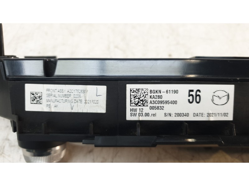 Recambio de mando climatizador para mazda 3 berlina (bp) evolution referencia OEM IAM BGHB61190  