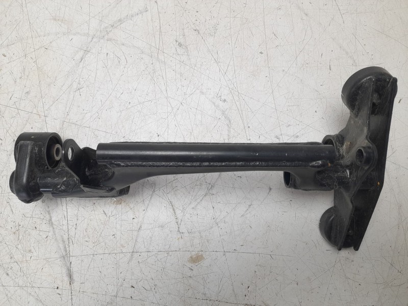 Recambio de soporte motor para honda pcx 125 referencia OEM IAM   