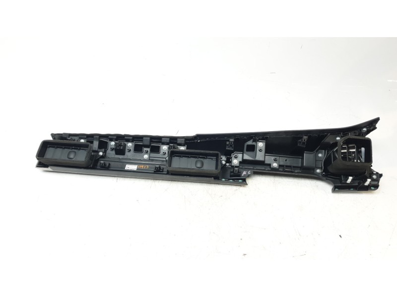 Recambio de aireador para mazda 3 berlina (bp) evolution referencia OEM IAM 24BGKM04  