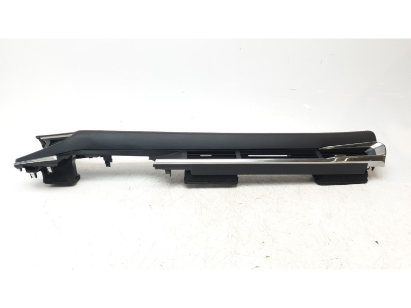 Recambio de aireador para mazda 3 berlina (bp) evolution referencia OEM IAM 24BGKM04  