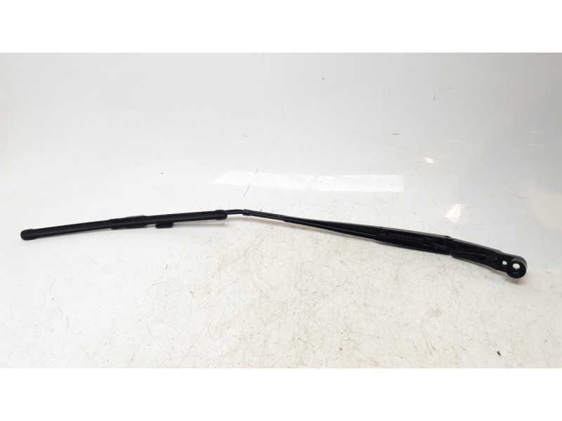 Recambio de brazo limpia delantero derecho para mazda 3 berlina (bp) evolution referencia OEM IAM BCKB67321  