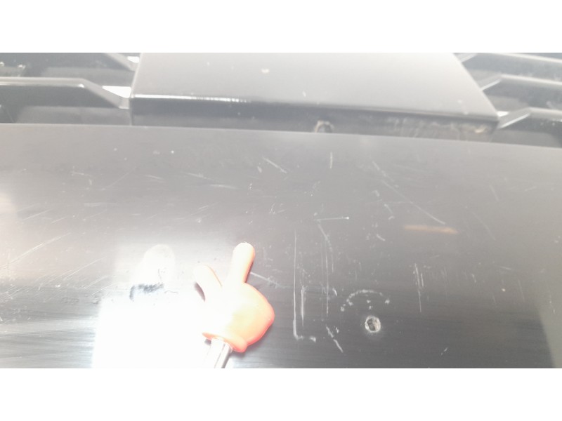 Recambio de rejilla delantera para kia niro ii (sg2) 1.6 gdi hybrid referencia OEM IAM 86350AT400  