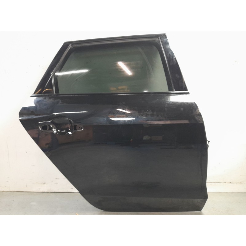 Recambio de puerta trasera derecha para audi a4 b9 avant (8w5, 8wd) s4 tdi mild hybrid quattro referencia OEM IAM 8W9833052E  