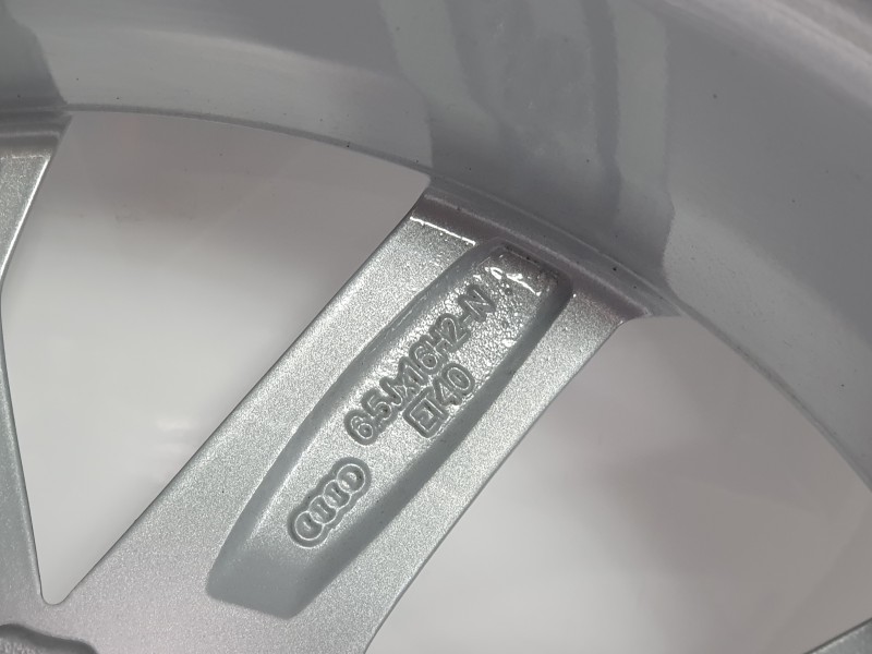 Recambio de llanta para audi a1 sportback (gba) 30 tfsi referencia OEM IAM 82A601025B  