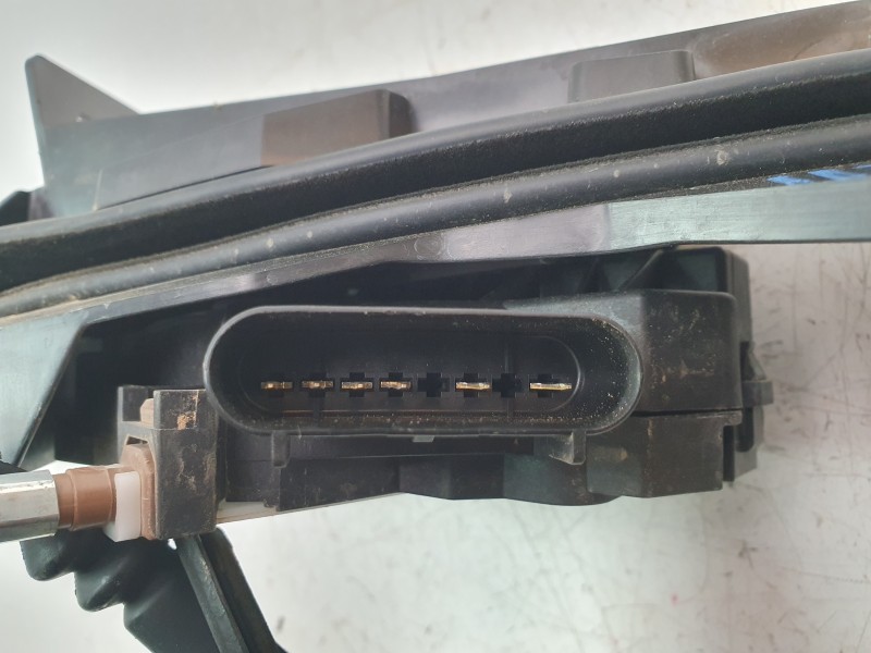 Recambio de cerradura puerta trasera izquierda para ford mondeo lim. hybrid referencia OEM IAM BM5AA26413CG  