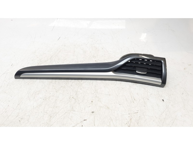 Recambio de aireador derecho para ford mondeo lim. hybrid referencia OEM IAM DS73F018B08D  